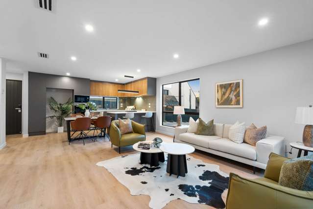 Modern Coastal Living – Best Value in the Bays