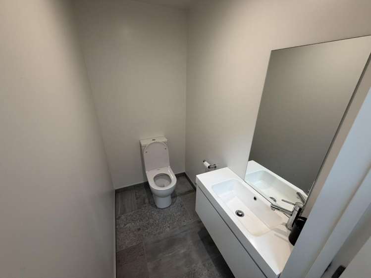 8/1013 Ferry Road Ferrymead_8