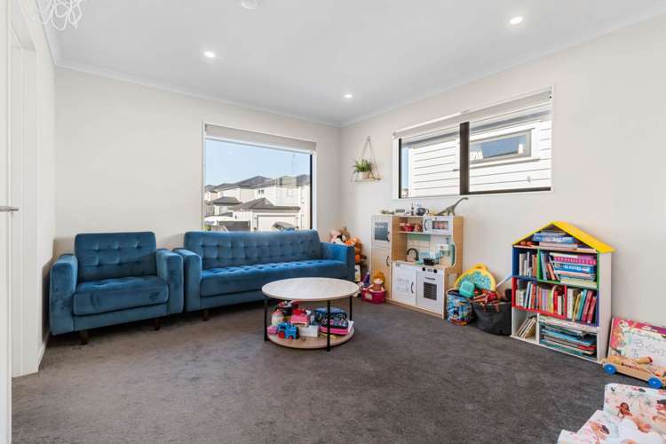 22 Cooladawson Drive Flat Bush_11
