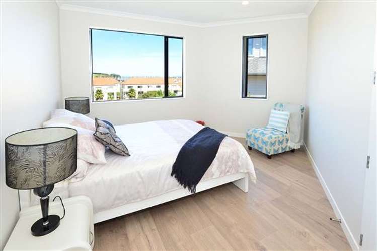 5 Bella Vista Drive Gulf Harbour_11