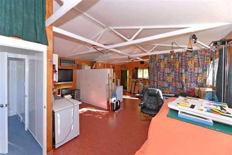 8 The Ridgeway Enner Glynn_20