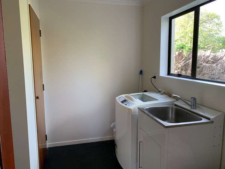 22 John Street Abbotsford_16