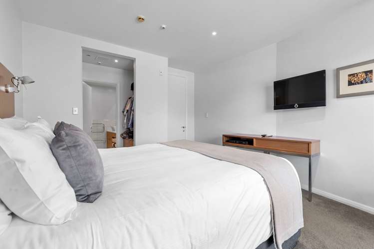 Apt 106, 5 Lakeside Road Wanaka_13