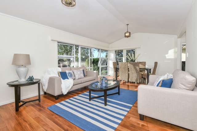 32 Bradbury Road Botany Downs_2