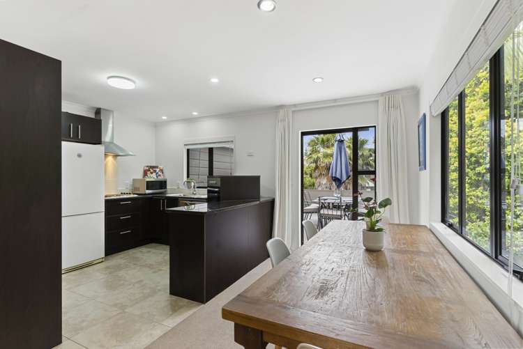 11a Impala Place Hillsborough_16