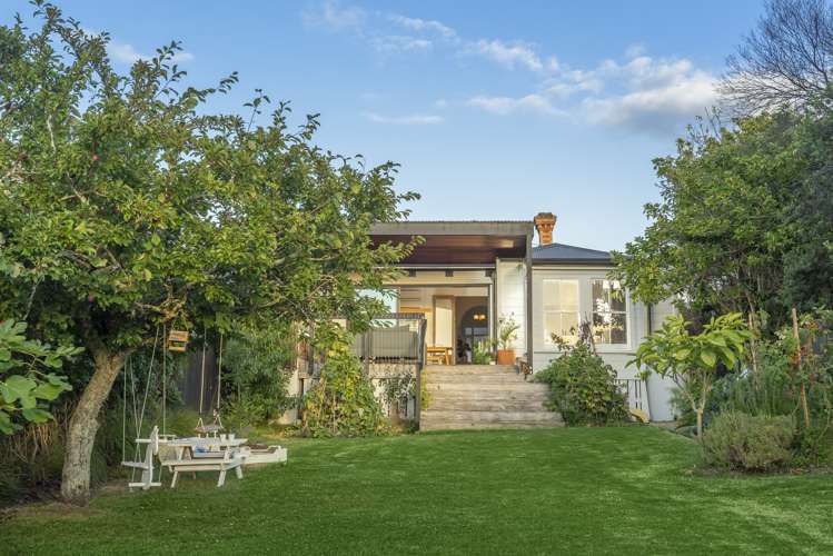 2 Kingsland Avenue Kingsland_19