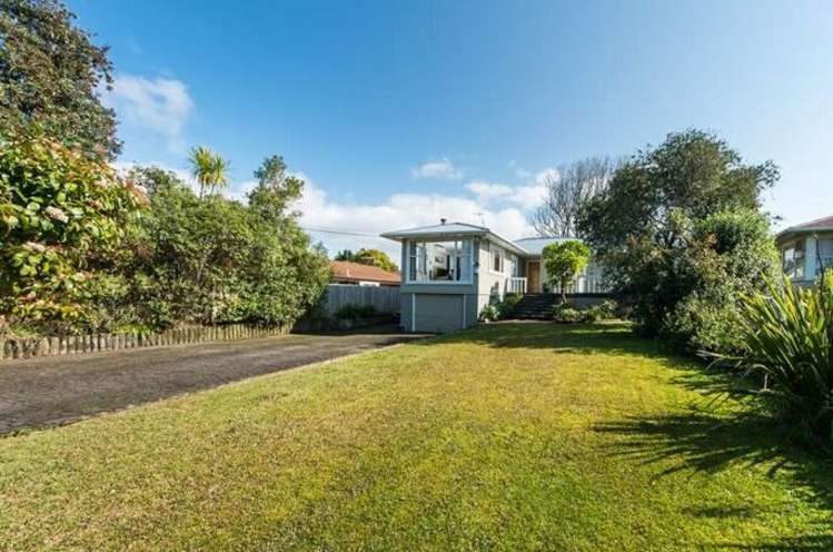30 Roberts Road Te Atatu South_17
