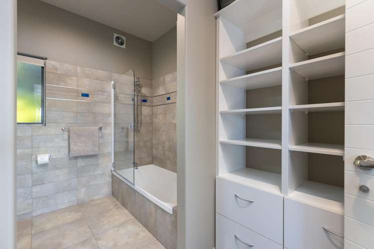 1 Cooks Ridge Waikawa Bay Picton_13