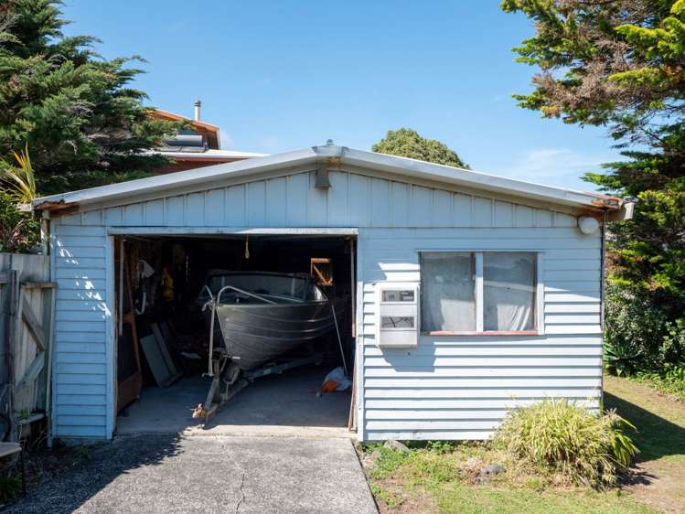 6 Kokohuia Road Omapere_34