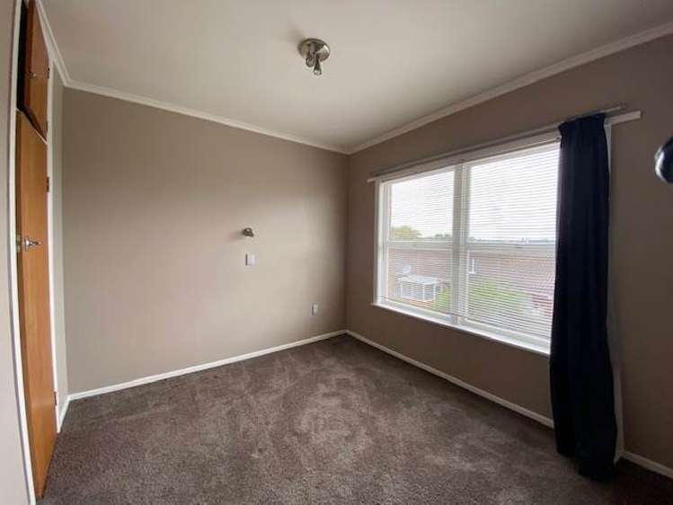 4/44 Lake Road Narrow Neck_11