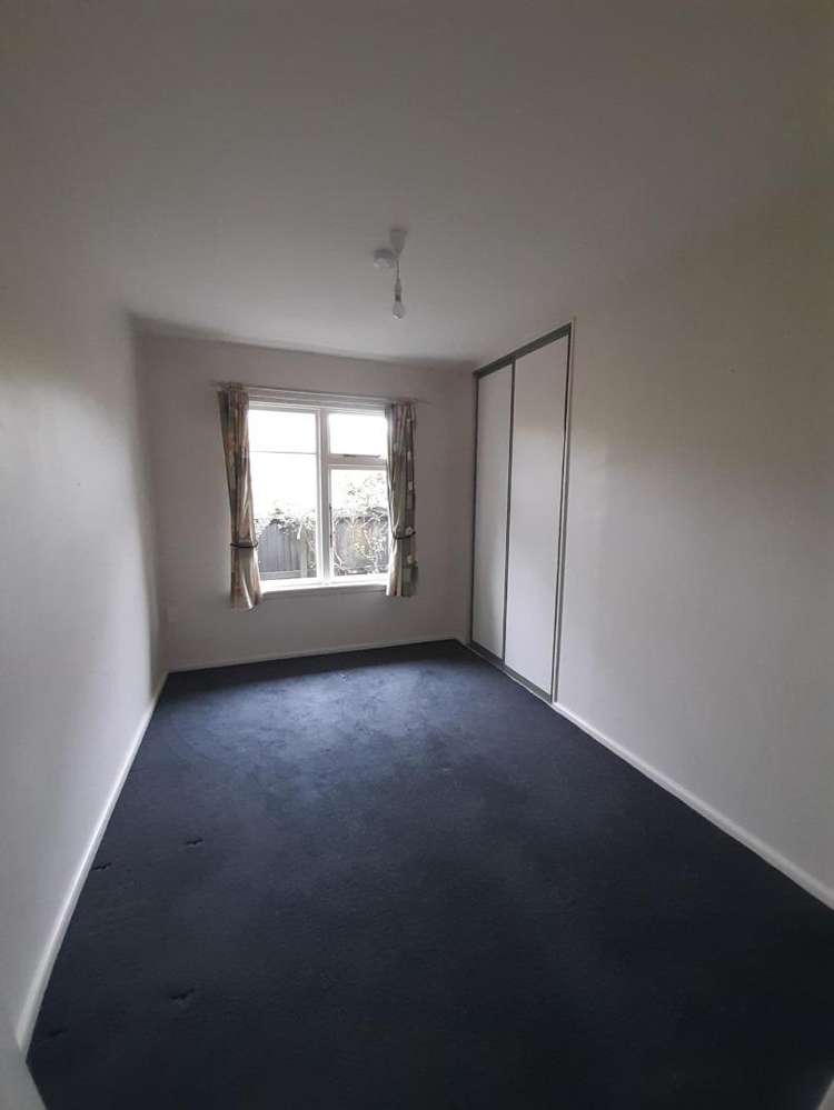 6 Bourne Crescent 1505_7