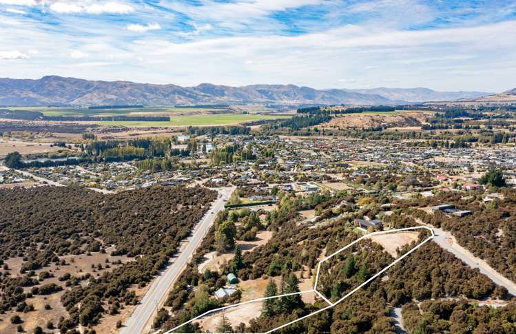 805 Aubrey Road Albert Town_9