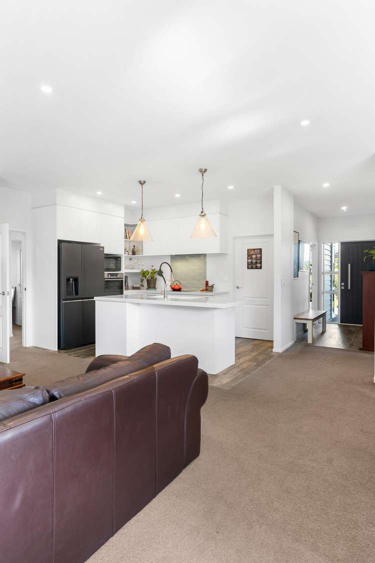 146 Eighth View Avenue Beachlands_4