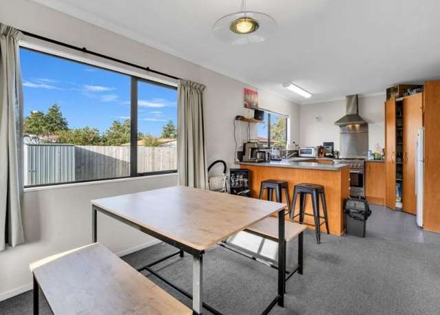 32 Dahlstrom Grove Kelvin Grove_3