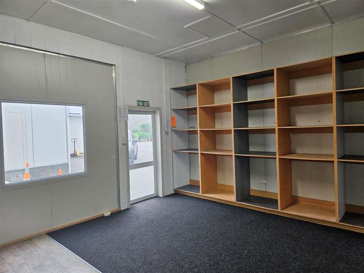 2/29A Edmonton Road Hornby_8