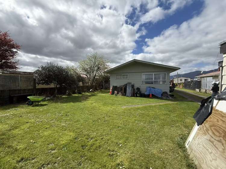 110 Pine Drive Murupara_3