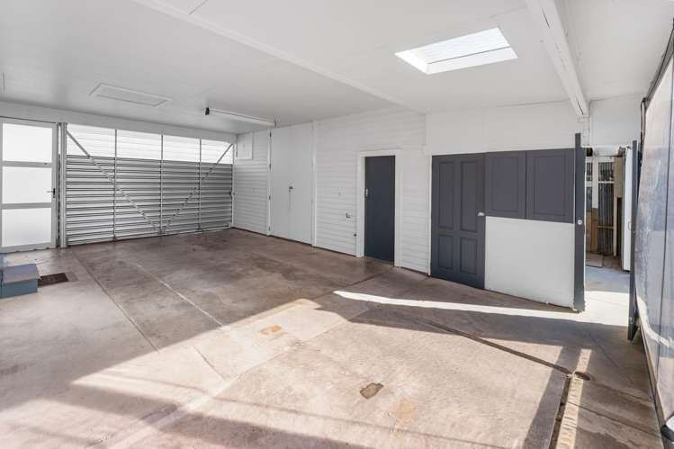 56 Eighty Eight Valley Road Wakefield_26