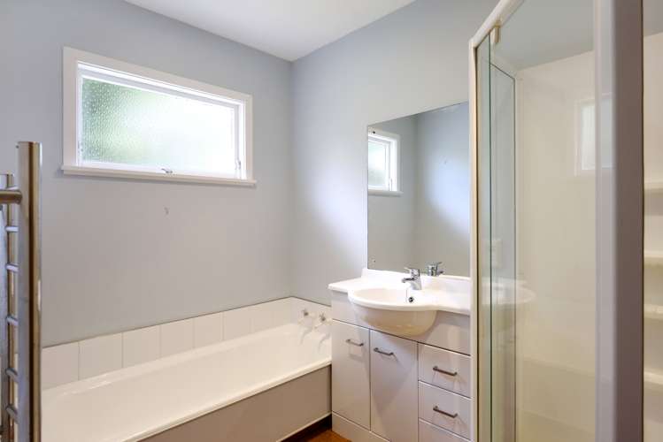 11 Middlebank Drive Richmond_9