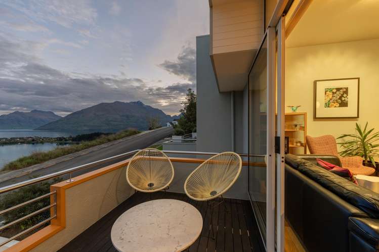 B/13 Peregrine Place Queenstown Hill_13
