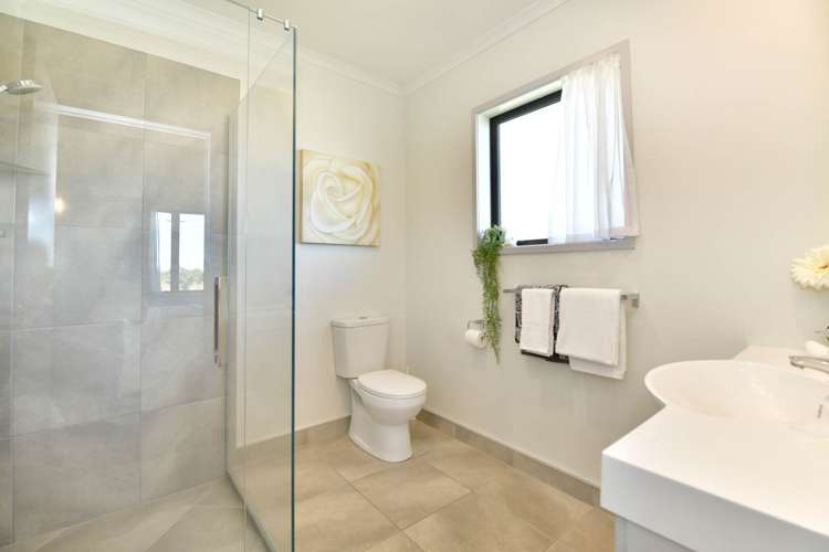 323 Kahikatea Flat Road Waitoki_38