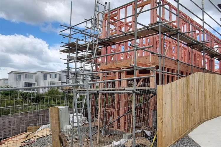 70 Joseph Street Flat Bush_9