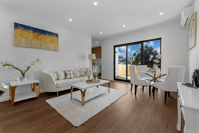 Modern Living - Stunning Home with water view