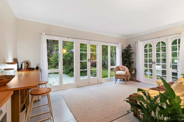 42 Ngarahana Avenue Paremoremo_20