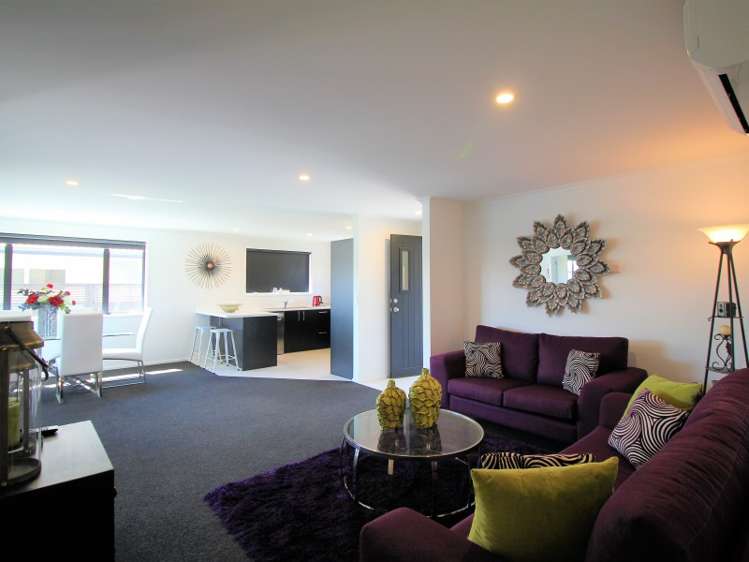 27 Plescher Crescent Leamington_10