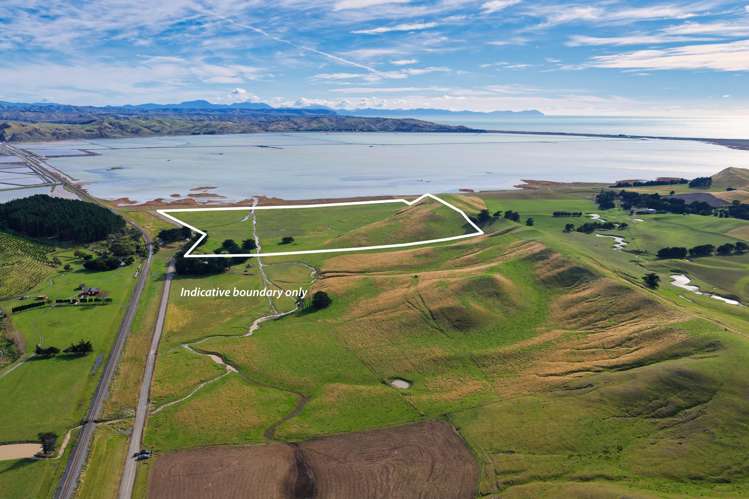 Corner Marfells Beach and Clifford Roads Lake Grassmere_2