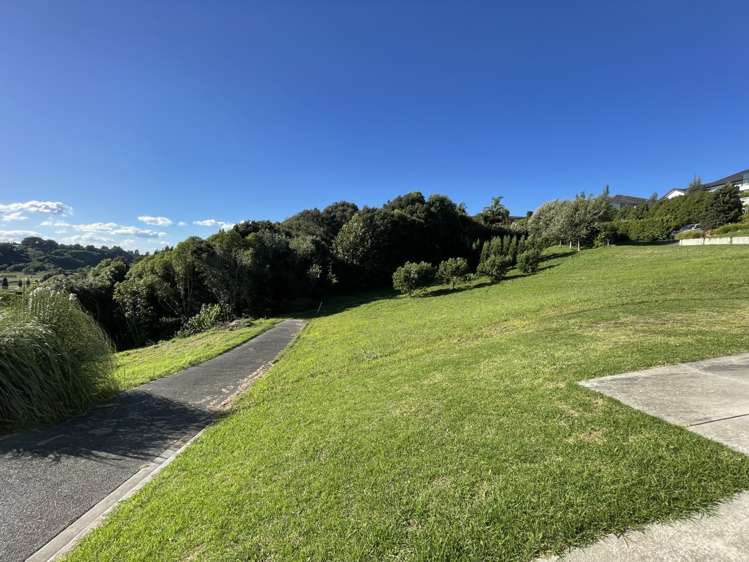 24 Gyle Place Pyes Pa_22