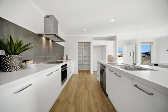 65 Cilliers Drive Silverdale_3