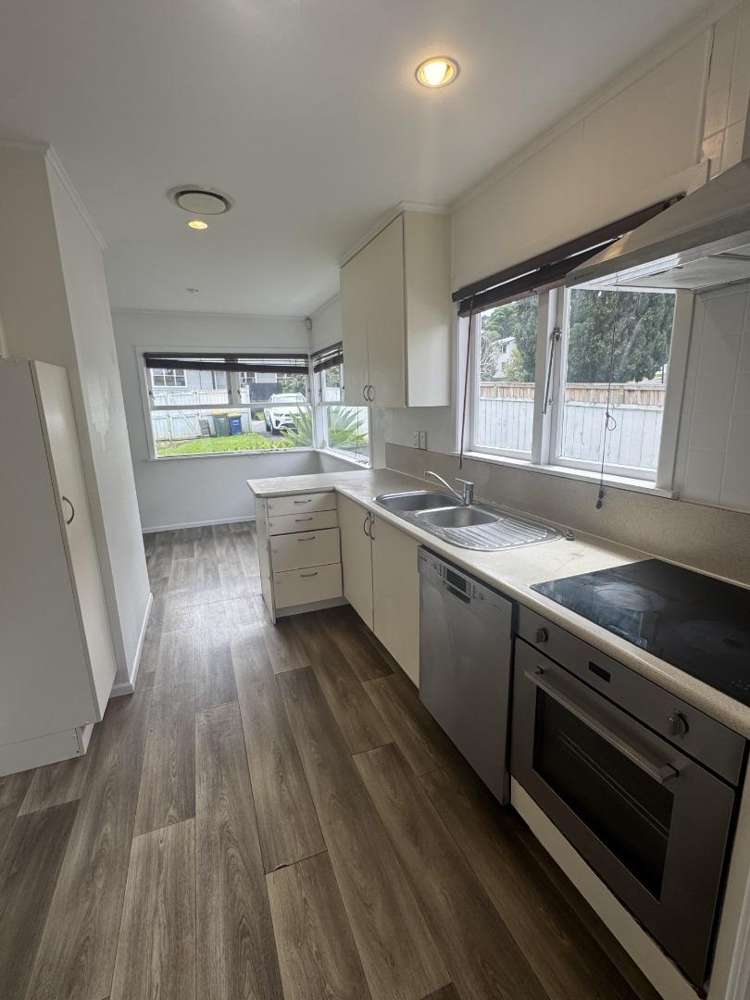 43 Hilling St Titirangi_6