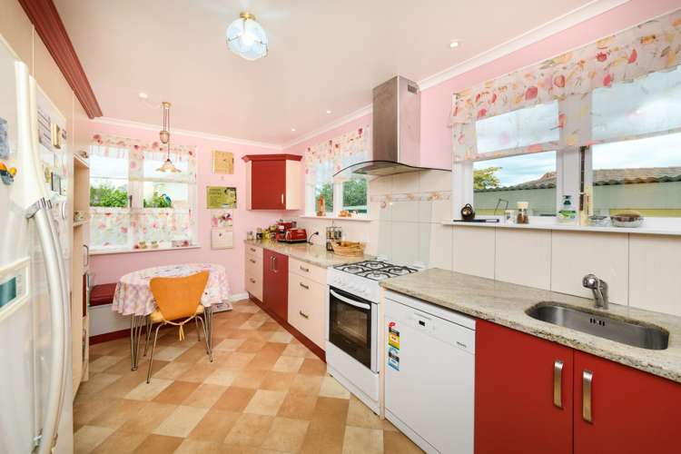 7 Exeter Crescent Takaro_7