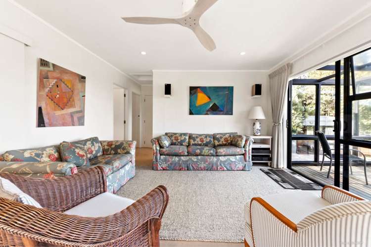 276 Bethells Road Bethells Beach_12