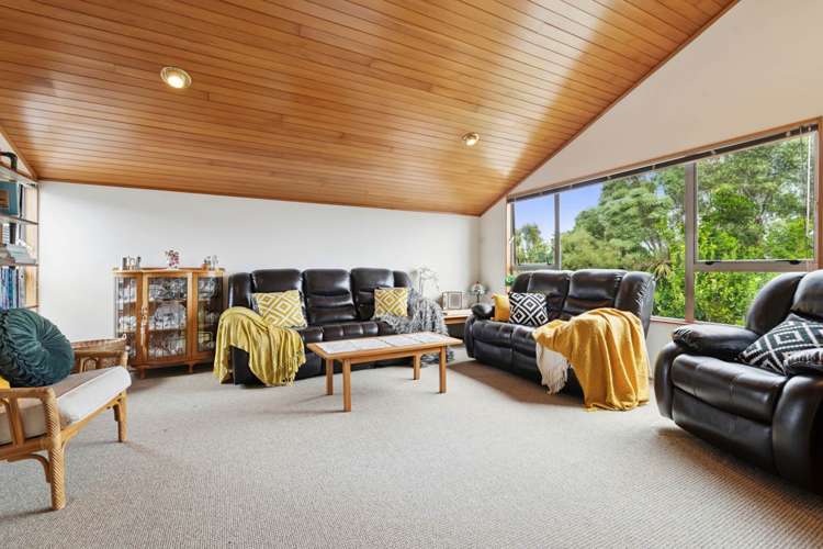 32 Kuripaka Crescent The Gardens_5