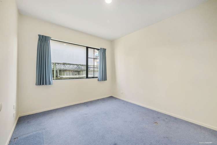 1/14 Mossop Rise Glenfield_10