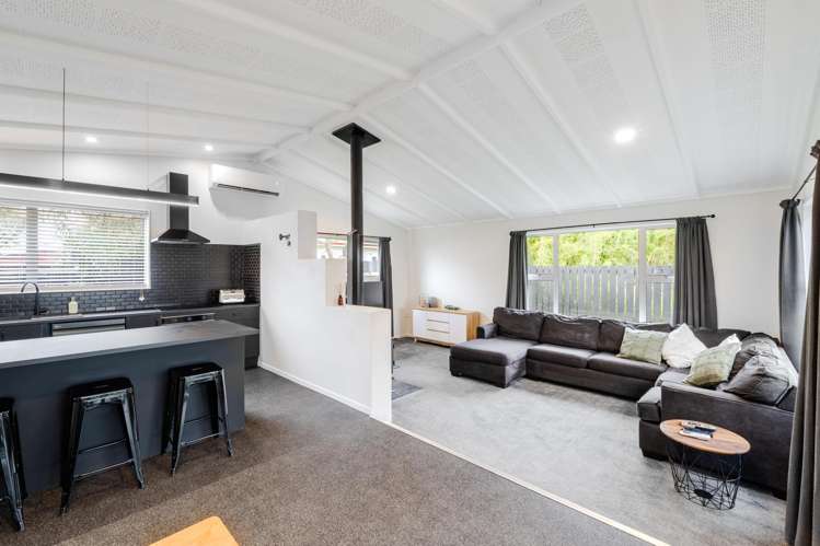 253 Pomona Street Strathern_10