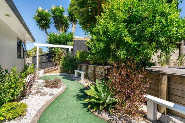 19 Bateleur Close Welcome Bay_17
