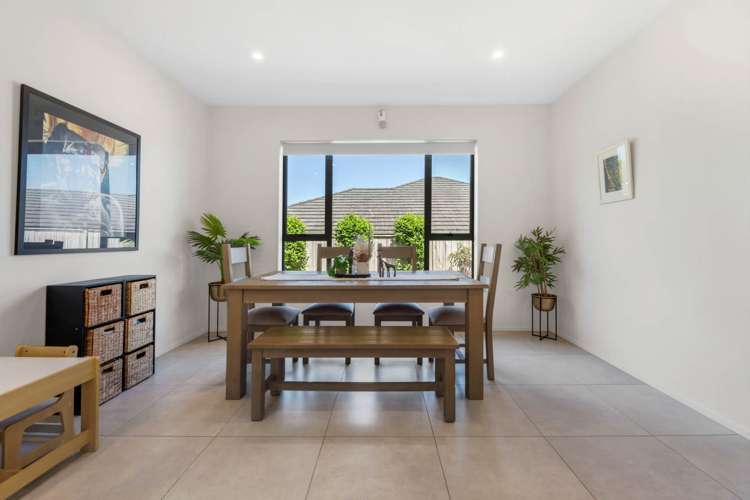 32 Doidge Street Beachlands_16