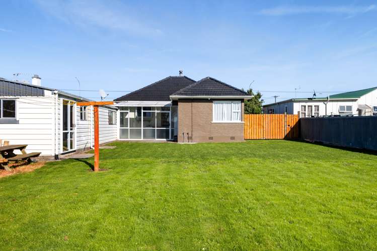 84 Glover Road Hawera_22