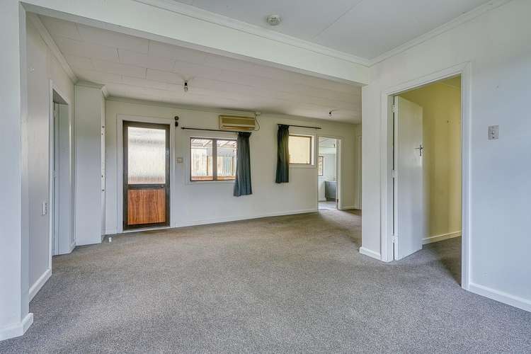 43 Main Road Harihari_8