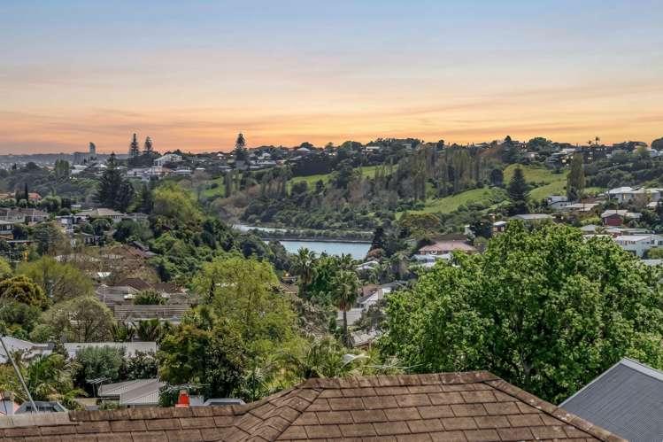 11 Waiatarua Road Remuera_27
