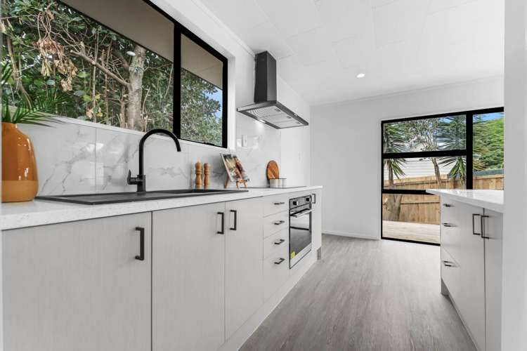 1/53 Redcrest Avenue Red Hill_15