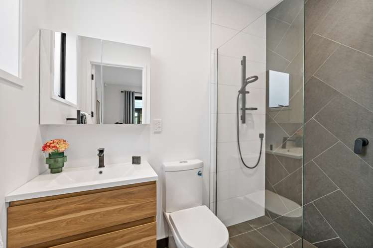 12/15 Scott Road Hobsonville_13