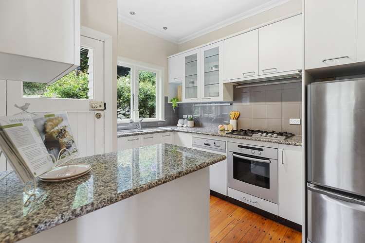 33 Tio Tio Road Miramar_5