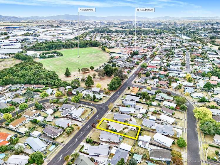 24 Ashurst Avenue Pukete_18