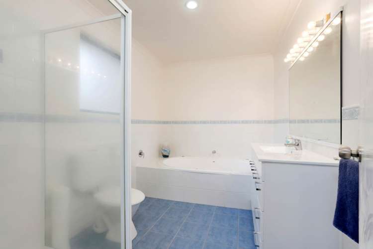 60 Hogarth Rise West Harbour_13