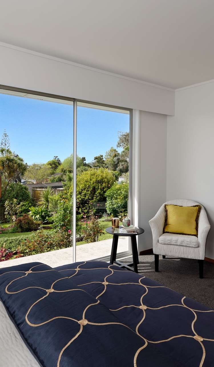 12 Sunnylaw Place Glen Eden_21