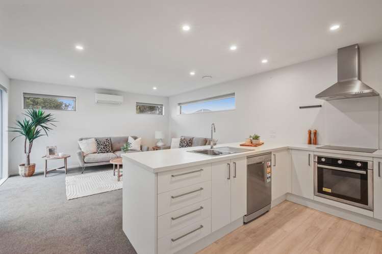 4/100 Main North Road Papanui_4