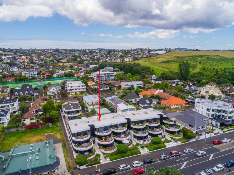 2/47 Tamaki Drive Mission Bay_13